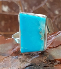 Bijoux amérindiens bague incrustée de plusieurs pierres