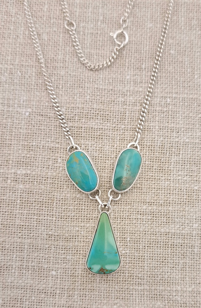 Collier en Turquoise Kingman et Turquoise Manassa.