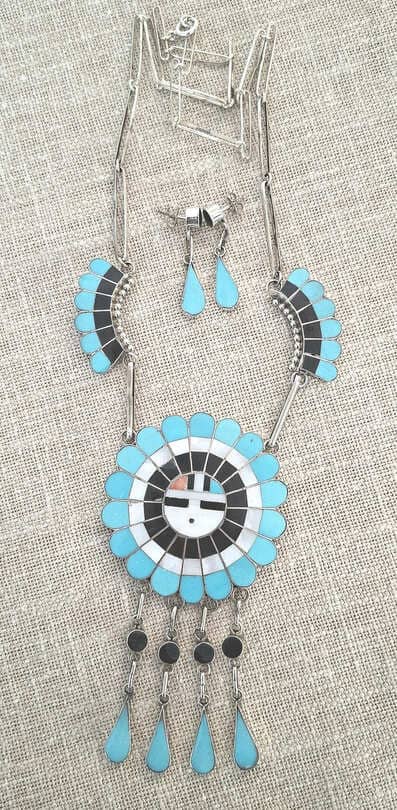 Collier Zuni