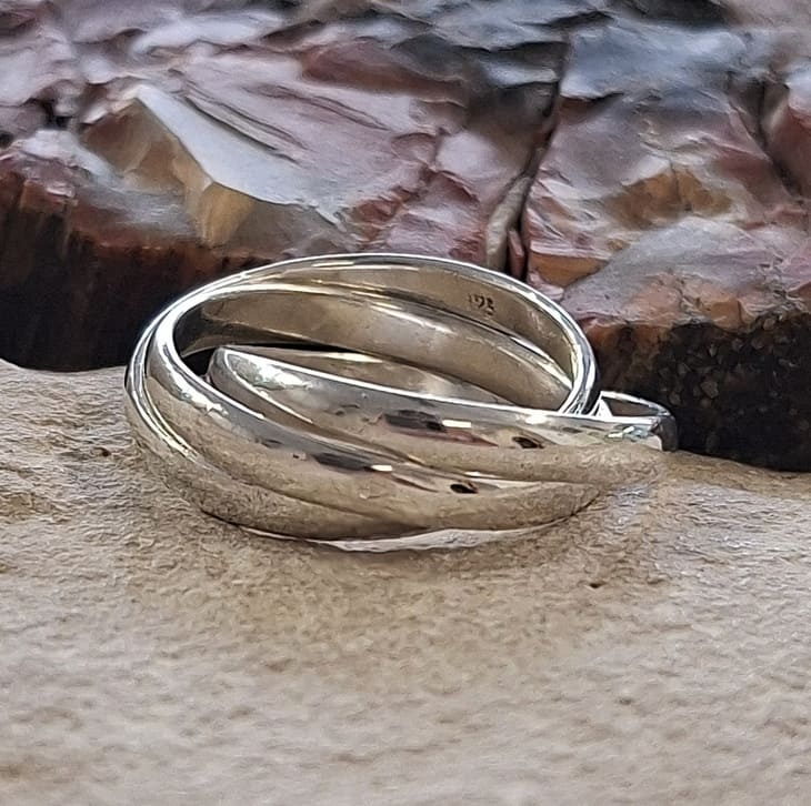 Bague 3 anneaux en argent.