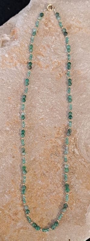 Collier en jade Africain et aventurine en Gold filled.
