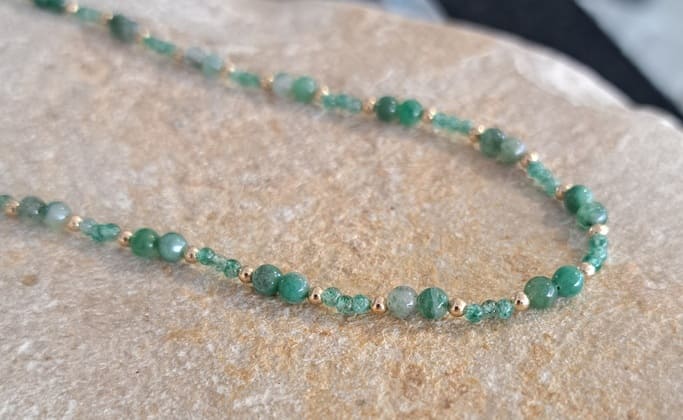 Collier en jade Africain et aventurine en Gold filled.