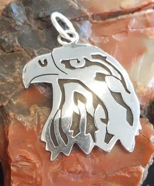 Pendentif Tête d'aigle en argent 925°.