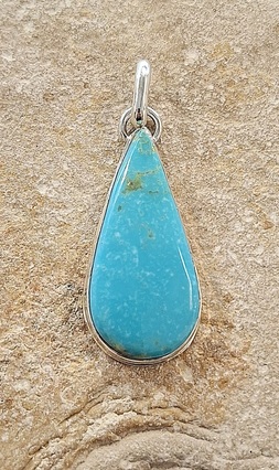 Pendentif en Turquoise véritable
