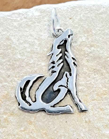 Pendentif loup en argent